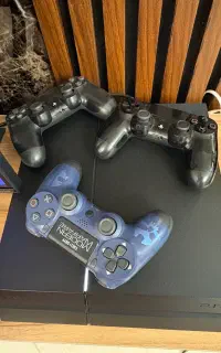 کنسول بازی PS4
