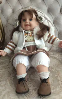 عروسک دخترانه