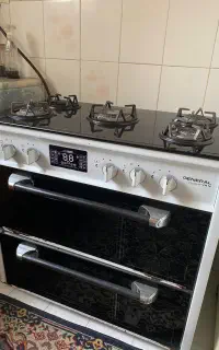 اجاق گاز طرح فر جنرال وان صفحه شیشه ایی
