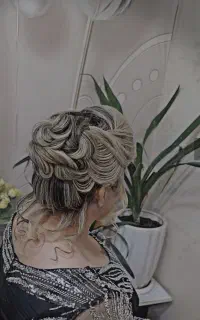 شنیون و میکاپ