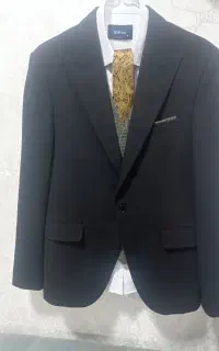 کت و شلوار و‌کروات