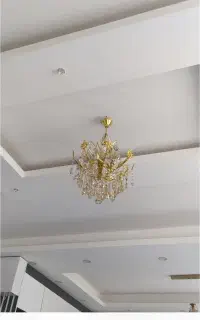 با سلام لوستر هشت شاخه ای