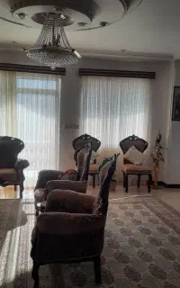 فروش فوری مبلمان ۷ نفره با میز غذا خوری شش نفره