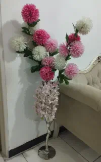 گل و گلدان