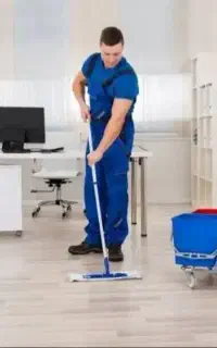 خدمتکار شخصی...