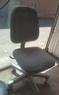 صندلی گردان سالم