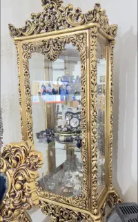 ویترین پر منبت چوب گردو سالم