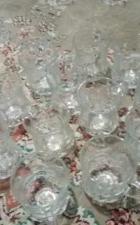دو جفت لیوان وسه عددقندون