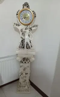 ساعت ایستاده