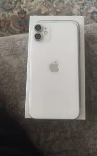 موبایل آیفون 11نرمال