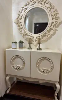 کنسول کمد دار همراه با آینه