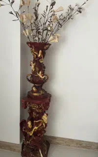 گلدان و پایه