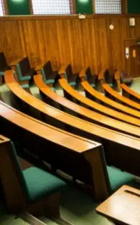 دیپلم رو بگیر آینده ات را بساز