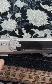 دستگاه پخشstarsat