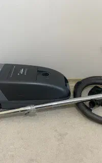 جارو برقی قدیمی