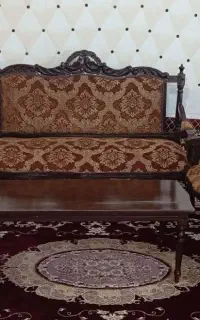 مبل 7 نفره همراه با میز