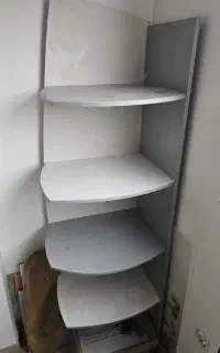 کتابخانه کنج
