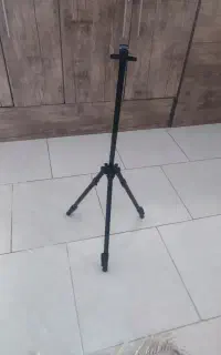 سه پایه دوربین