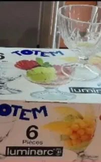 ژله یا بستنی خوری