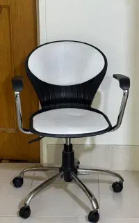 صندلی چرخ دار