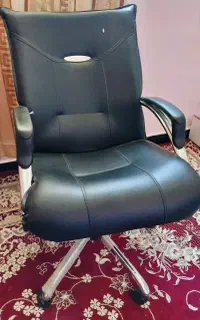 صندلی اداری چرخ دار