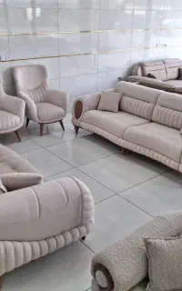 فروشنده ماهرمبلمان