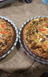 شیرینی و کیک و انواع نان و ژله و انواع حلوا