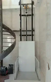 نصب ساخت بالابر هیدرولیکی گیربکسی و تعمیر آسانسور