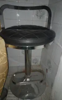 صندلی رو اپنی