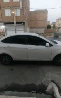 جک j4 فنی و بدنه سالم بی رنگ