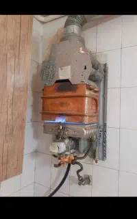 تعمیرات آبگرمکن دیواری و زمینی بخاری و لوله کشی