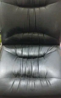 صندلی اداری تمیز درحدنو
