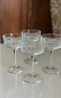 بستنی خوری مدل الیسا برند پاشاباغچه