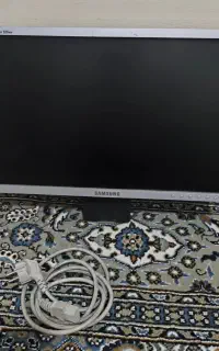 دو عدد مانیتور