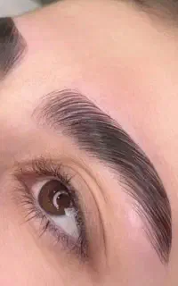 آموزش لیفت ابرو و کاشت مژه