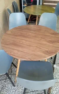 میز و صندلی