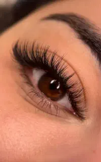 تخفیف ویژه اکستنشن مژه (کیفیت تضمینی + مواد برند)