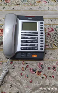 تلفن دو خط رومیزی