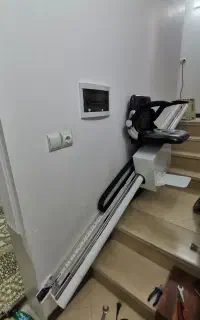 آسانسور آسان پله پله پیما