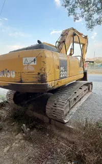بیل مکانیکی کوماتسو  قابل معاوضه