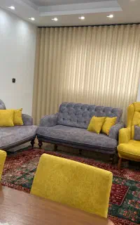 مبل و میز نهار خوری