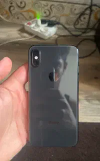 ایفون xs