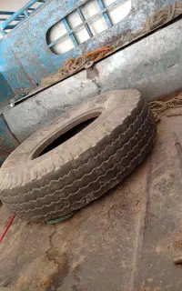 لاستیک نیسان خاور جلو