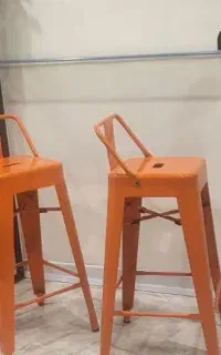 صندلی فلزی درحد نو