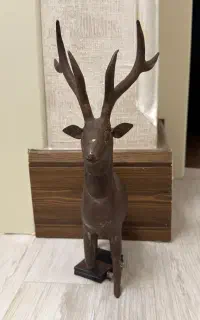 مجسمه گوزن