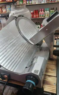 فروش کالباس بر