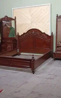 به یک همکار زیرکارچی نیازمند