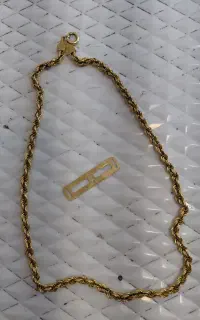 گردنبند طنابی و پلاک