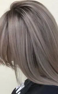 سالن زیبای ثنا