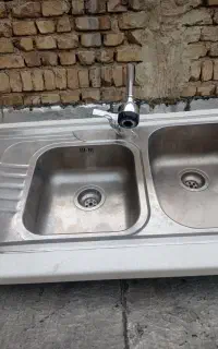سینک همراه شیر